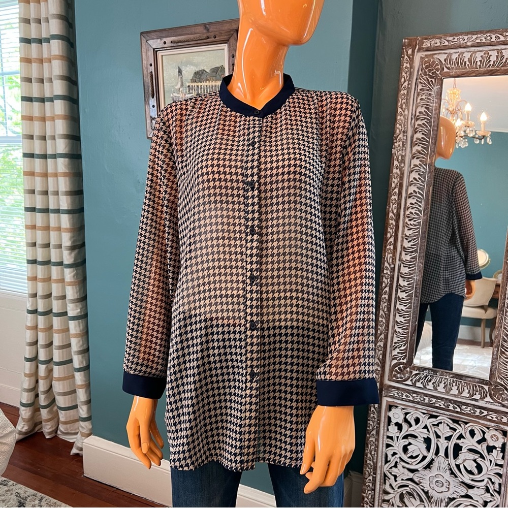 OLIVE & OAK Houndstooth Semi Sheer Printed Chiffon Blouse